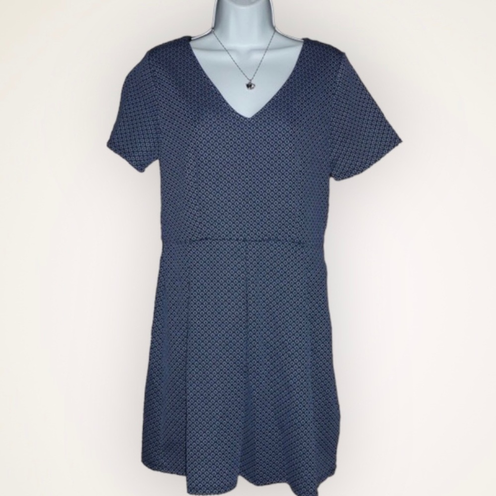 ONE CLOTHING Blue & Black Skater Dress, V-Neck, Short Sleeve, Hidden Zipper, M